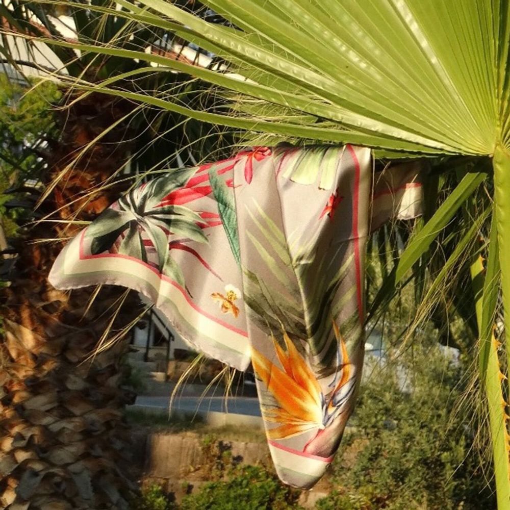 Scarves - Blossoming Beauty Scarf 90X90 CM - RALUFINEART