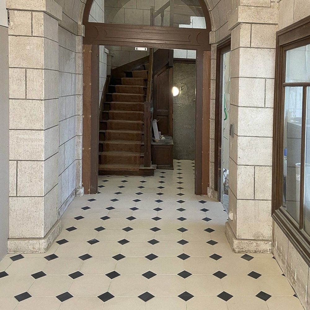 Revêtements sols intérieurs - Dallage à cabochons Poillé  (Vendu au m²) - LIGERIO