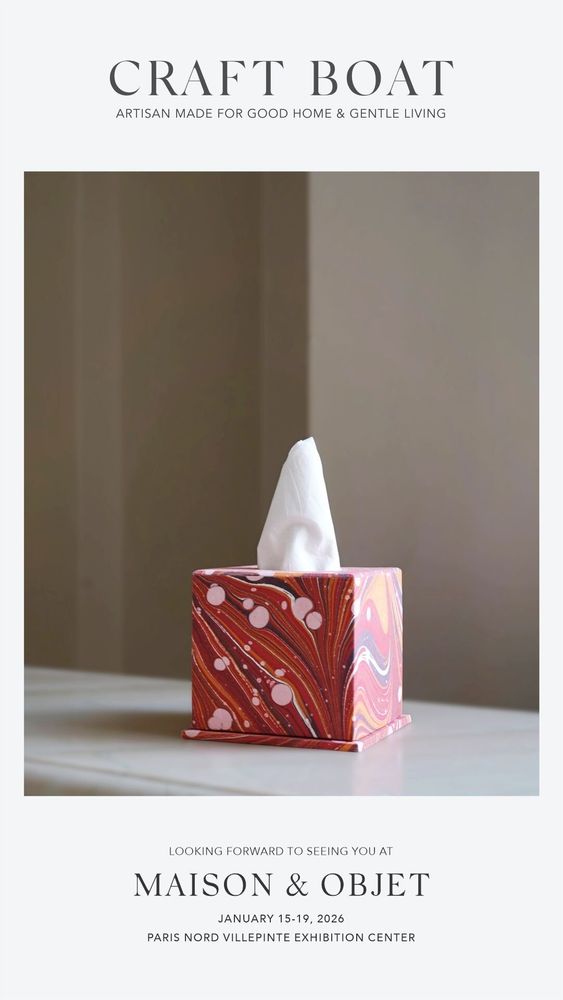 Decorative objects - MARBLED TISSUE BOX FIRE WHIRL - RED - CRAFT BOAT