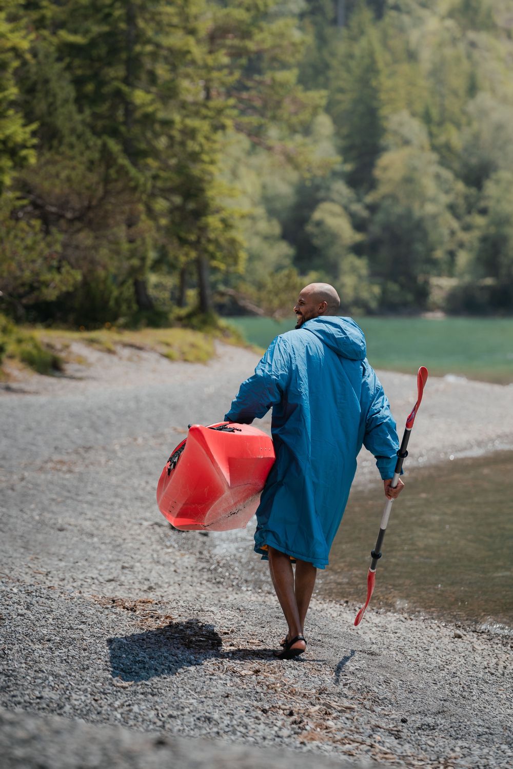 Changing Robe and Dry Coat Apparel VOITED ADVENTURE GMBH