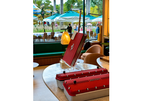 Gathering of more than 80 Ferraris 🏁 @leroyaldeauville .barriere - Ultimo Ferrari XXL, only 200 numbered collector copies to be purchased on our site editions.florentin.com