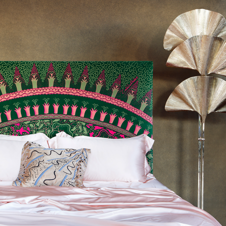 SAVOIR - Lilies, Savoir & Zandra Rhodes