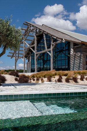 ATMOSPHERE & BOIS - Portugal project : reclaimed timber frame