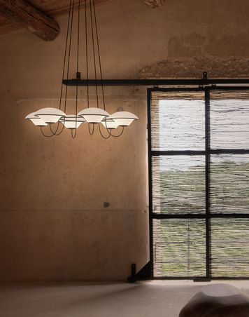DCW EDITIONS - IN THE AIR