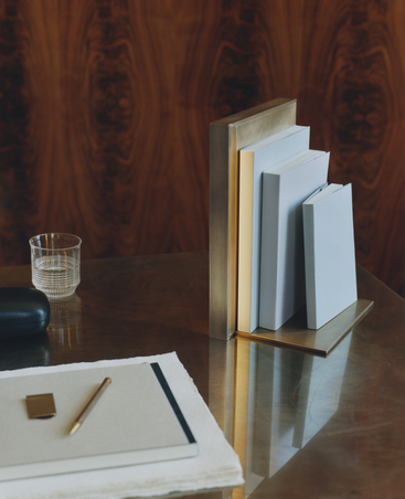 GARNIER ET LINKER - G&L x KO Booklight