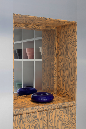 TRONE - 