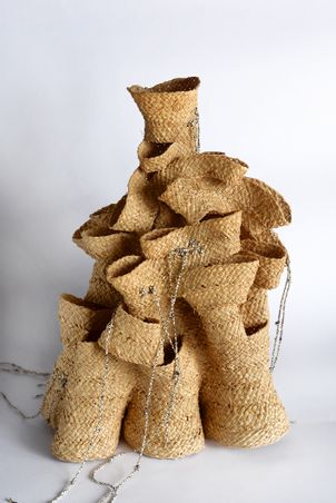 SIYU LIU - Traveling Vase I