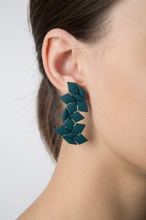 https://mom.maison-objet.com/en/product/15240/penrose