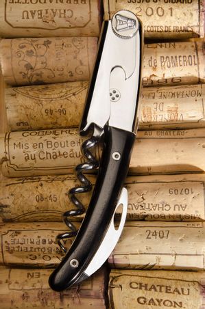 https://mom.maison-objet.com/en/product/10964/sommelier-clos-laguiole-claude-dozorme-olive-tree-ebony-carbon