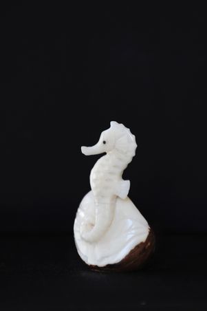 https://mom.maison-objet.com/en/product/32076/vegetable-ivory-figures