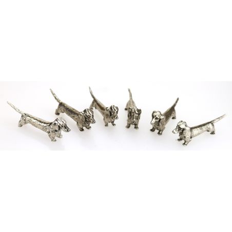 https://mom.maison-objet.com/en/product/7782/6-dachshund-knife-rests