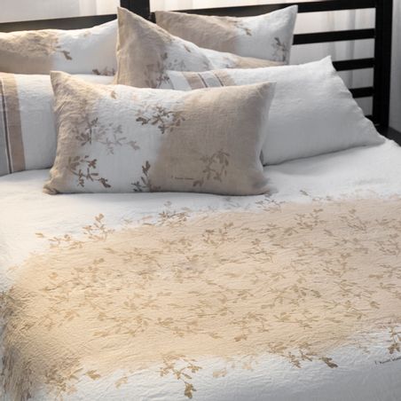 https://mom.maison-objet.com/en/product/87131/bed-linen-natural-style