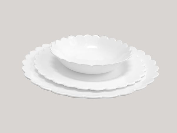 https://mom.maison-objet.com/fr/produit/99487/assiette-chevet-pleine