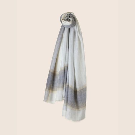 https://mom.maison-objet.com/en/product/114082/semi-sheer-cashmere-scarf