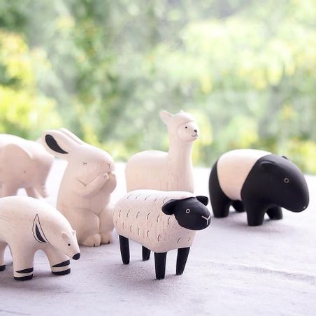 https://mom.maison-objet.com/fr/produit/15027/animaux-en-bois-t-lab