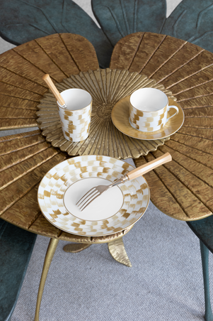 maison objet in the city marie daage dinnerware 2022 collection https://mom.maison-objet.com/en/product/15514/new-collection-2022-zephyr