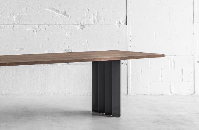 https://mom.maison-objet.com/en/product/34080/repeto-steel-table