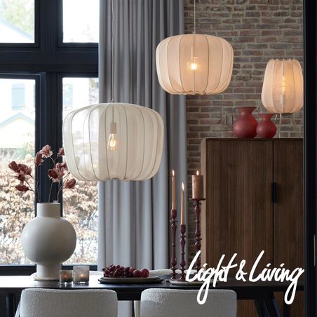 https://mom.maison-objet.com/en/product/12651/pendant-lamp-plumeria
