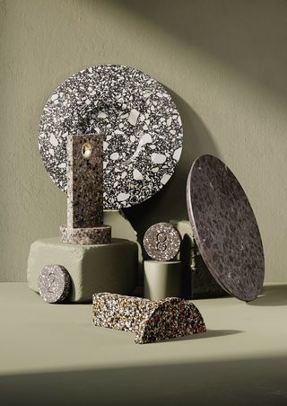 https://mom.maison-objet.com/fr/produit/59911/mipa-monomateria