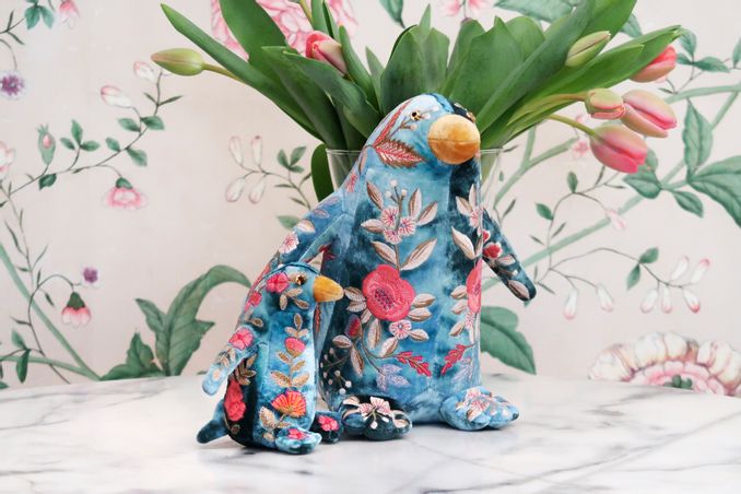 https://mom.maison-objet.com/fr/produit/137465/pingouin-liza-mimosa