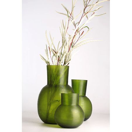 https://mom.maison-objet.com/en/product/83125/yeola-l-vase