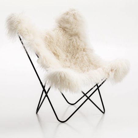 https://mom.maison-objet.com/en/product/40199/the-lhassa-aa-chair