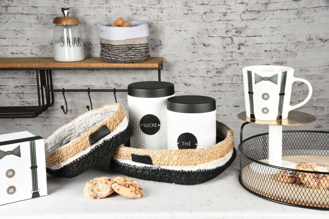 https://mom.maison-objet.com/en/product/29352/recette-maison-black-white-kitchen