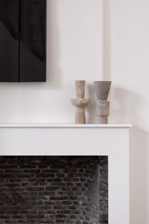https://mom.maison-objet.com/fr/produit/96272/vase-totem