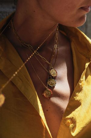 https://mom.maison-objet.com/en/product/1380094/belamar-necklace-medal