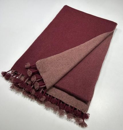 https://mom.maison-objet.com/en/product/44404/cashmere-cashmere-blends-yak-wool-accessories
