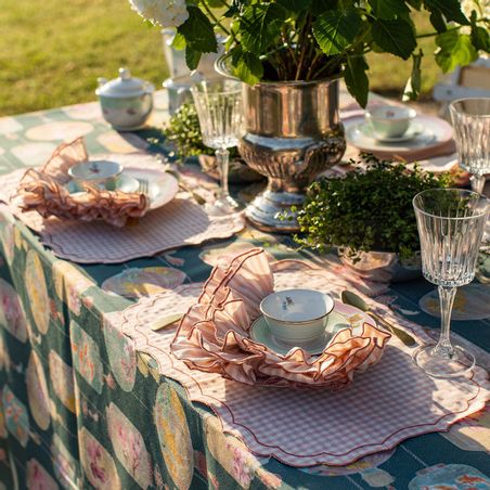 https://mom.maison-objet.com/en/product/1433336/firenze-stain-free-linen-placemat