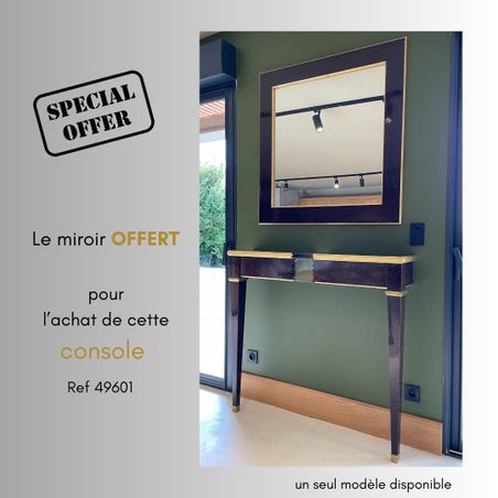 https://mom.maison-objet.com/fr/produit/49601/console-d-applique-en-bois-et-resine