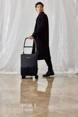 https://mom.maison-objet.com/en/product/1523848/one-t-shop