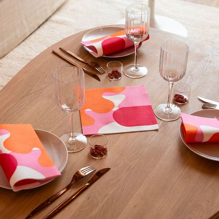 https://mom.maison-objet.com/en/product/1531880/form-napkin