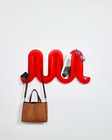 https://mom.maison-objet.com/fr/produit/1542014/swell-support-mural