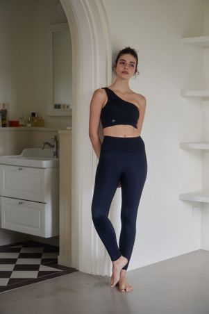 https://mom.maison-objet.com/en/product/1542202/ocean-leggings