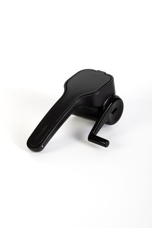 https://mom.maison-objet.com/fr/produit/1548070/rape-a-manivelle