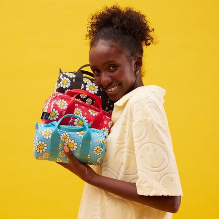 https://mom.maison-objet.com/fr/produit/1398262/sacs-smiley