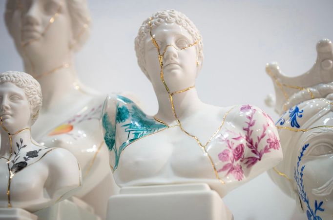 https://mom.maison-objet.com/en/product/1573612/kintsugi-the-japanese-art-of-repairing-with-gold