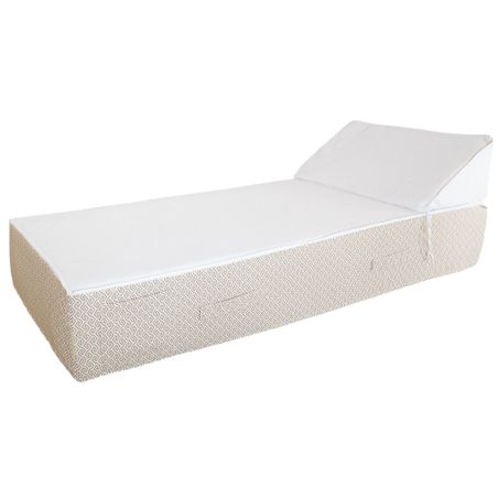 https://mom.maison-objet.com/fr/produit/1573438/lit-bain-de-soleil-exterieur-en-mousse-1-place-blanc-a-motif-beige