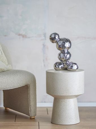 https://mom.maison-objet.com/fr/produit/1586478/bobby-deco-argent-gres
