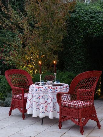 https://mom.maison-objet.com/fr/produit/1585746/fauteuil-furnas-fait-main-en-osier