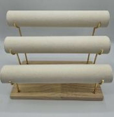 https://mom.maison-objet.com/fr/produit/1596876/presentoirs-a-bijoux-en-bois