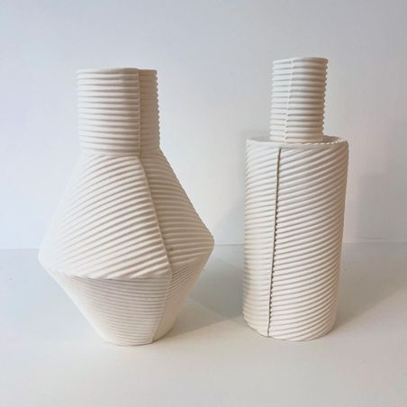 https://mom.maison-objet.com/fr/produit/1599022/vase-ondule