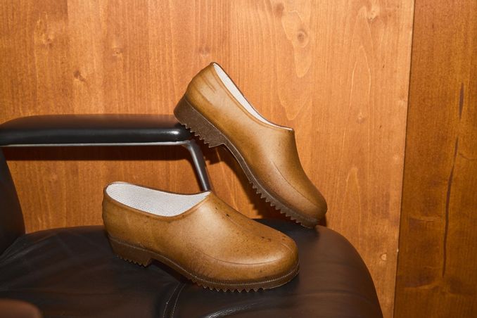 https://mom.maison-objet.com/en/product/1612504/plastic-hemp-clogs