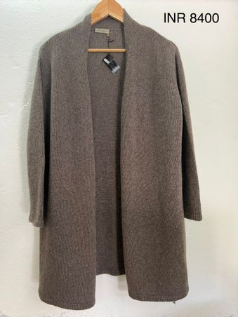 https://mom.maison-objet.com/en/product/1614268/cashmere-accessories-home-knitwear