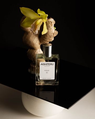 https://mom.maison-objet.com/fr/produit/1479854/parfum-d-ambiance-100-vegetale-50-ml-kozue-woody-ginger