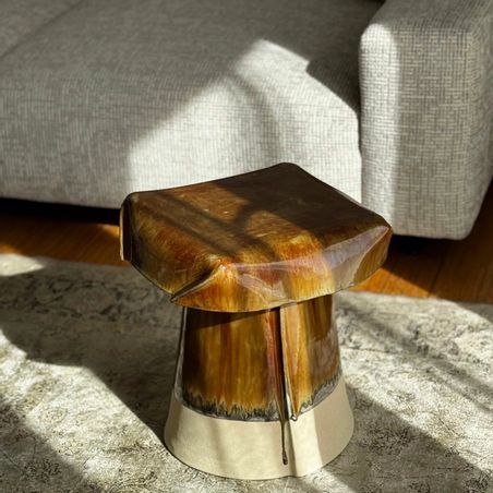 https://mom.maison-objet.com/fr/produit/1649138/table-basse-en-gres-collection-fuoco