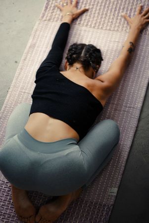 https://mom.maison-objet.com/fr/produit/1567660/yama7-un-tapis-de-yoga-bio-et-artisanal