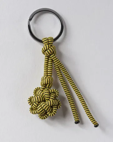 https://mom.maison-objet.com/fr/produit/1571936/accessoires-the-knot
